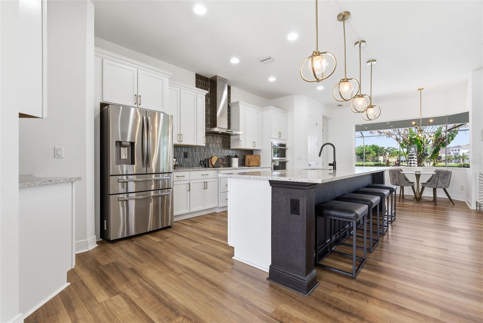 Image 7 of 66 For 16023 39th Glen E