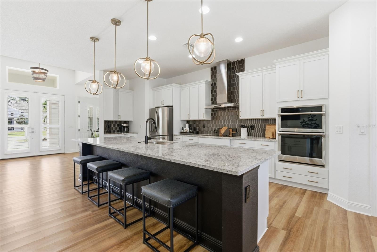 Image 8 of 66 For 16023 39th Glen E