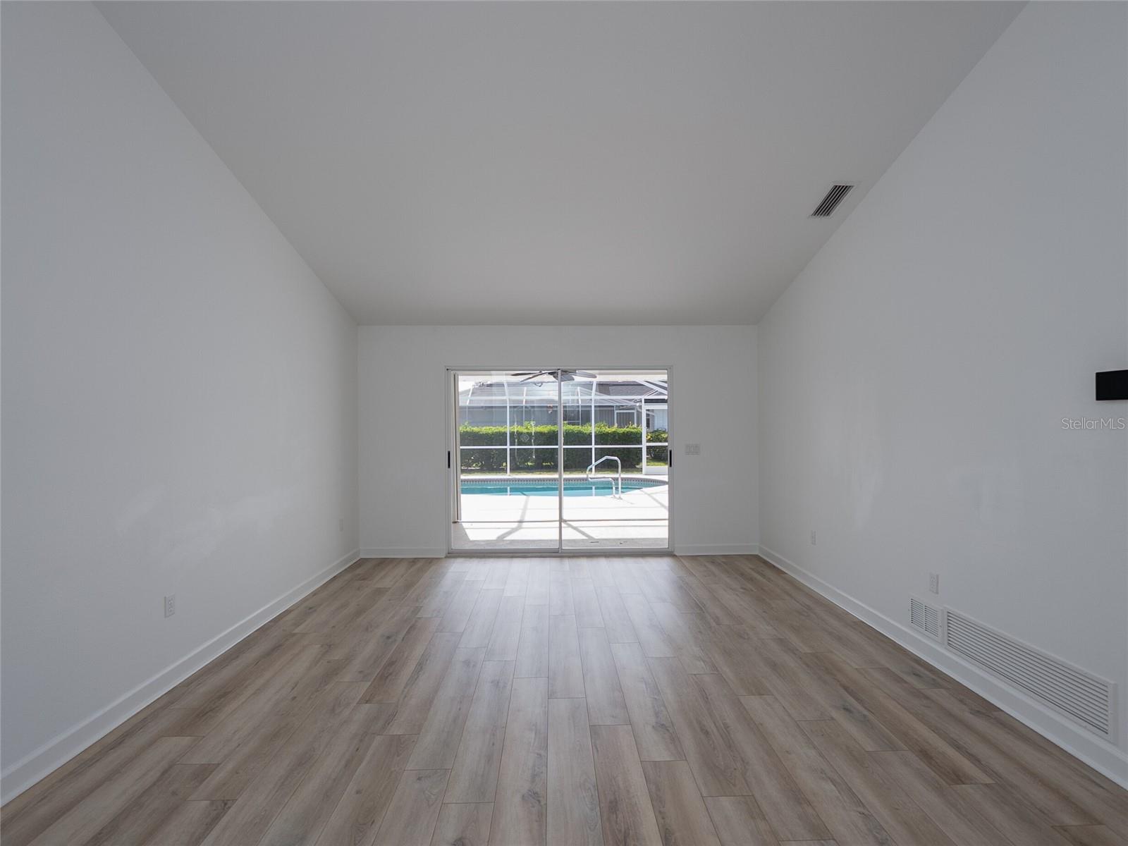 Image 10 of 39 For 5816 Garfield Road