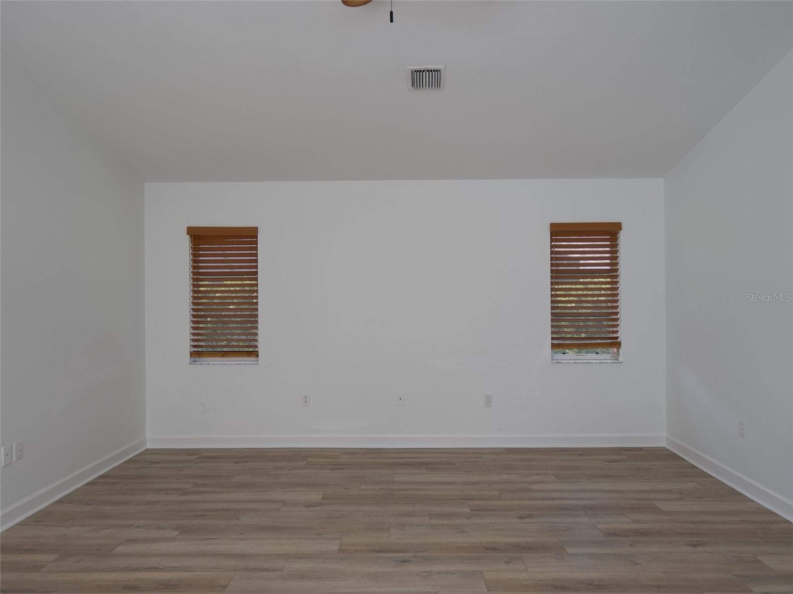 Image 17 of 39 For 5816 Garfield Road