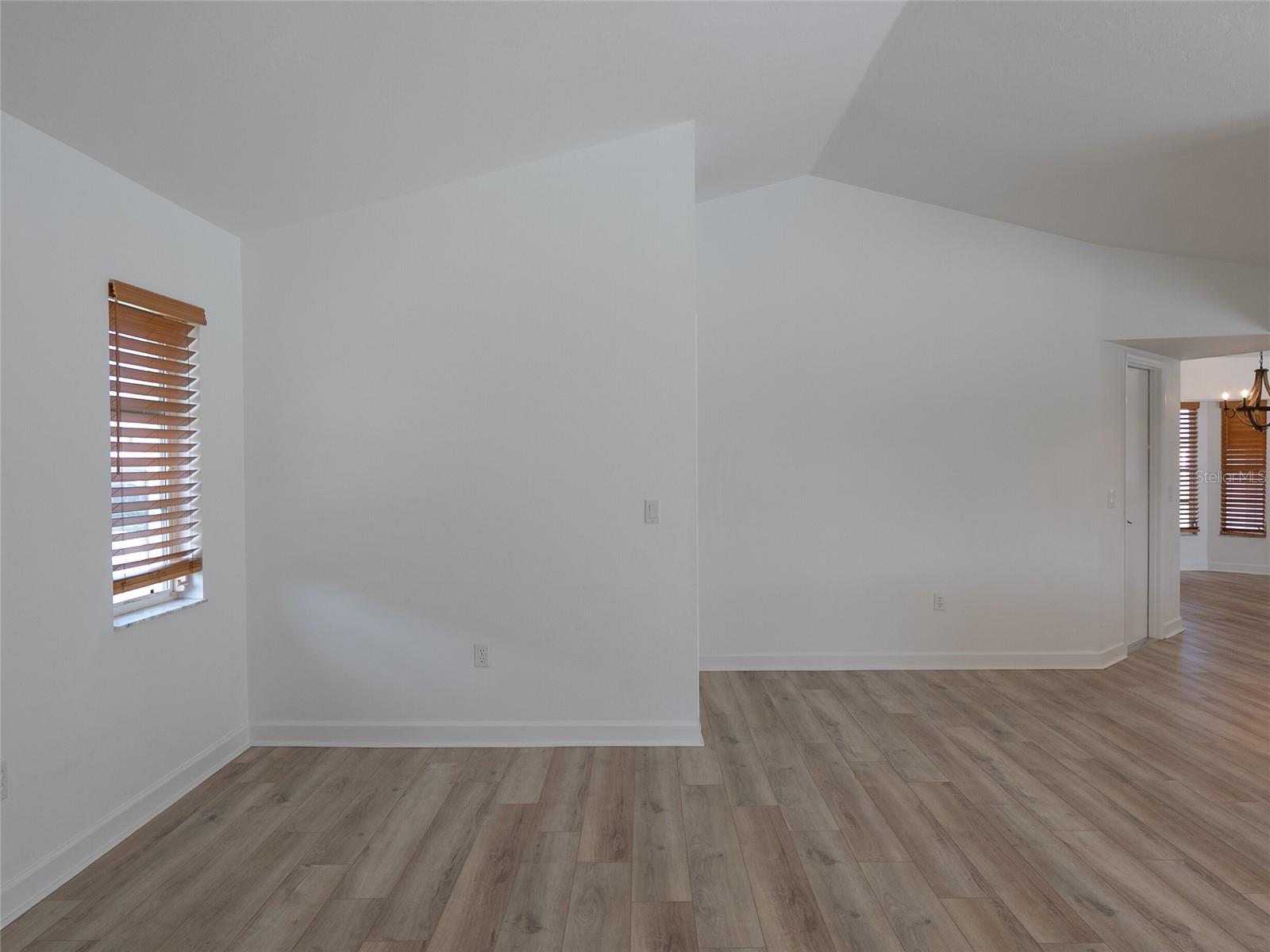 Image 18 of 39 For 5816 Garfield Road