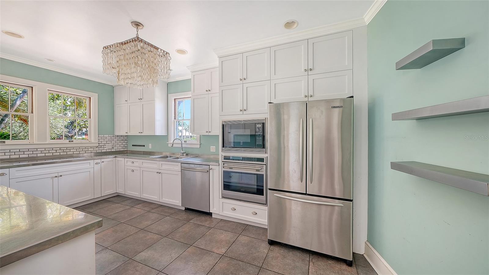 Image 14 of 53 For 1705 4th Street W