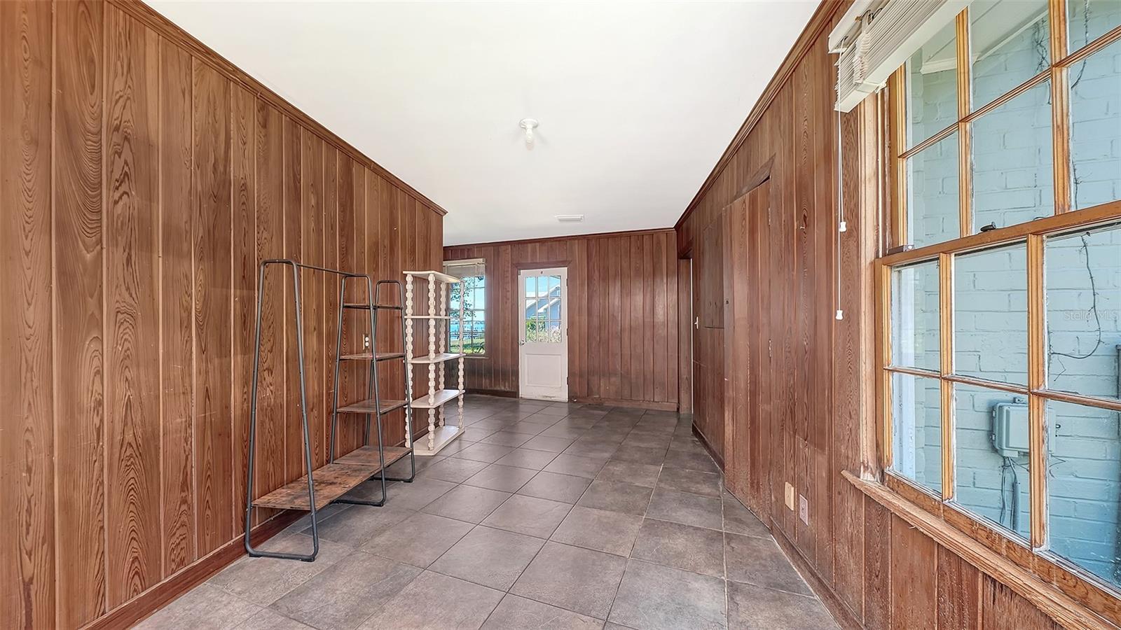 Image 36 of 53 For 1705 4th Street W