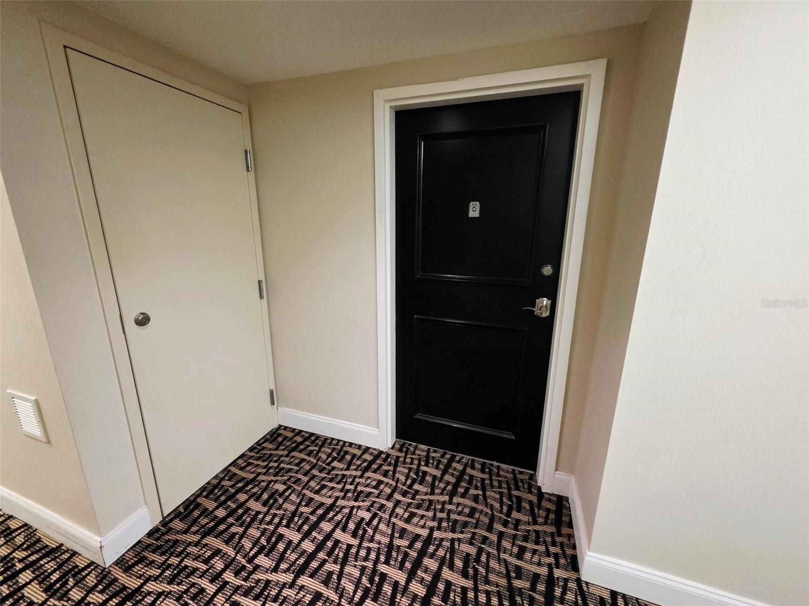 Image 34 of 46 For 101 Gulfstream Avenue # 4a