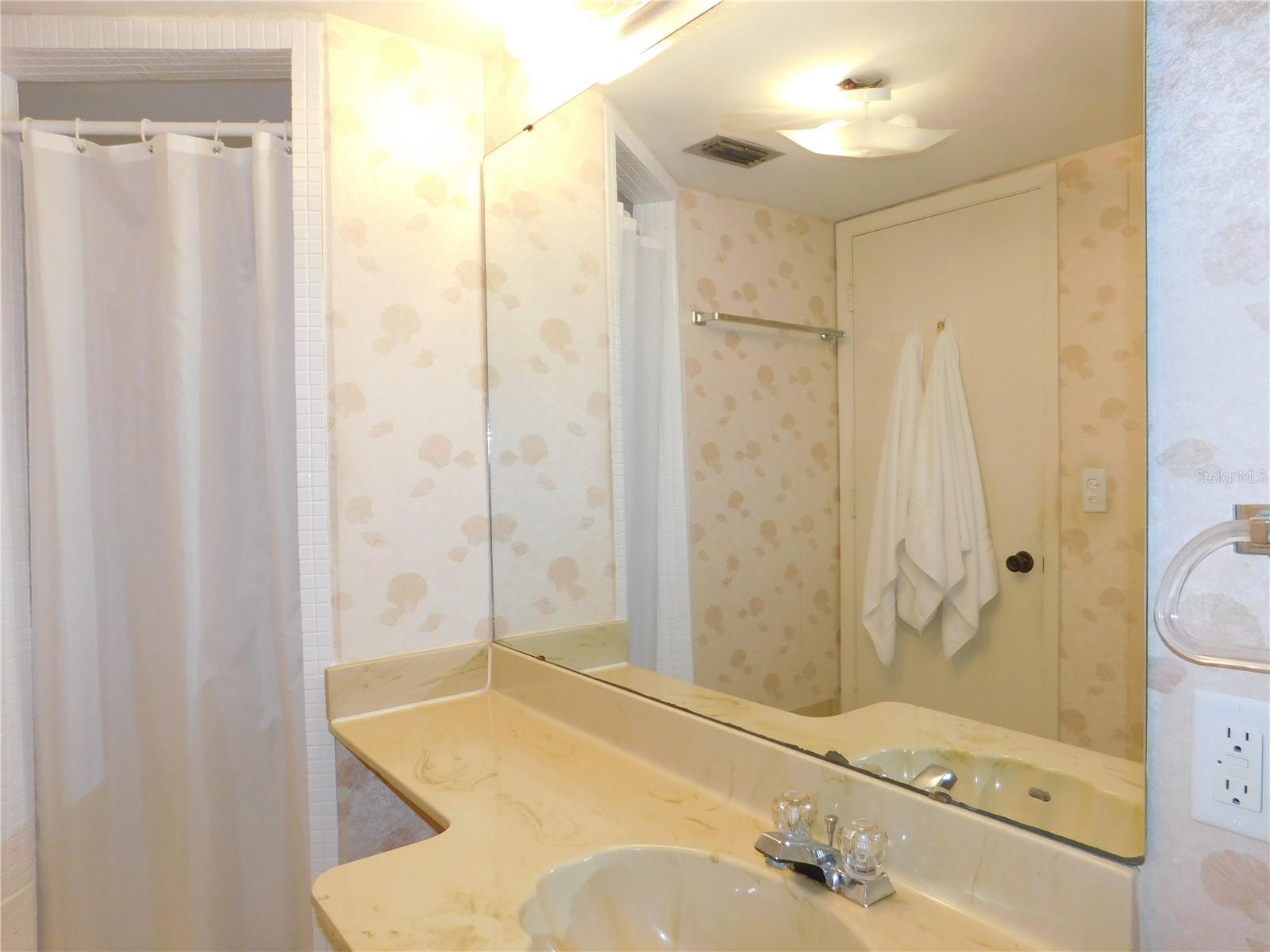 Image 40 of 41 For 5400 34th Street W L5