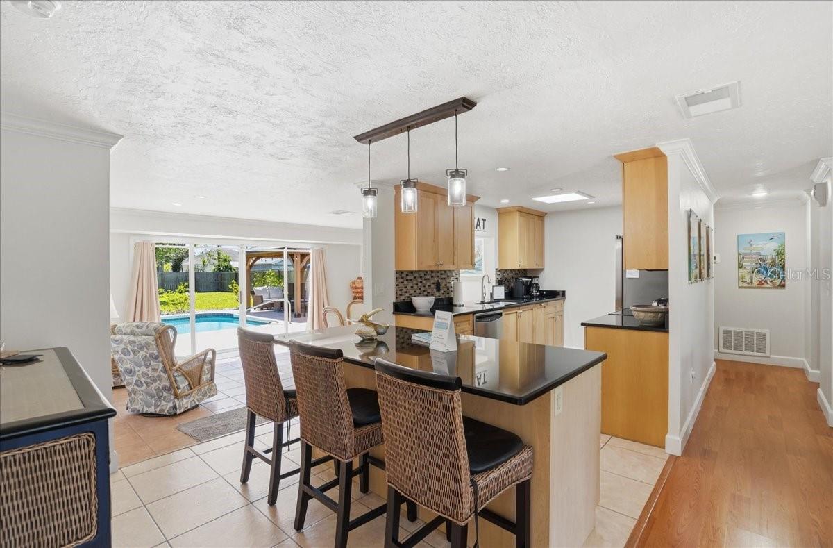 Image 11 of 73 For 1129 Riviera Street