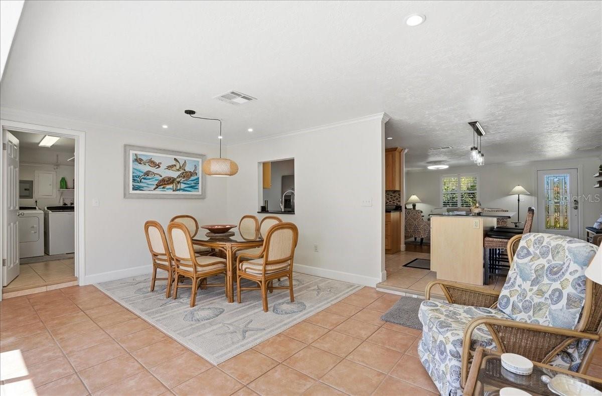 Image 20 of 73 For 1129 Riviera Street