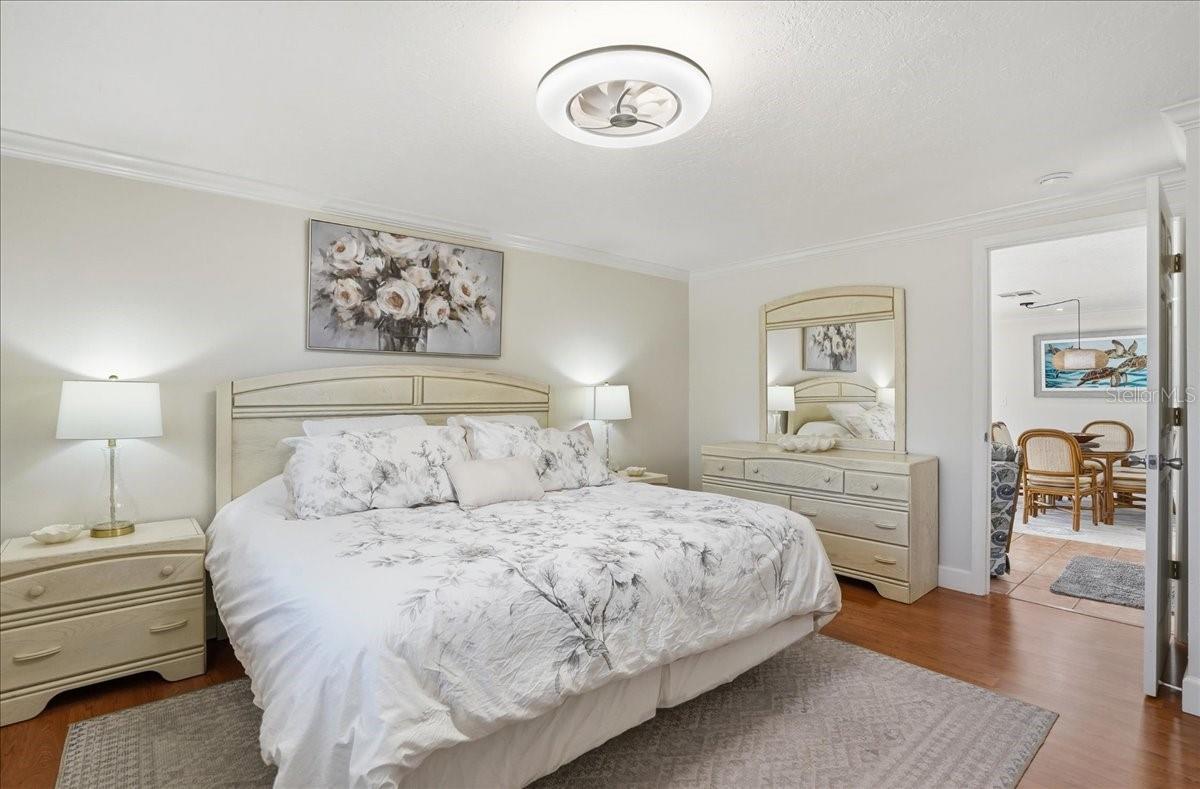 Image 30 of 73 For 1129 Riviera Street