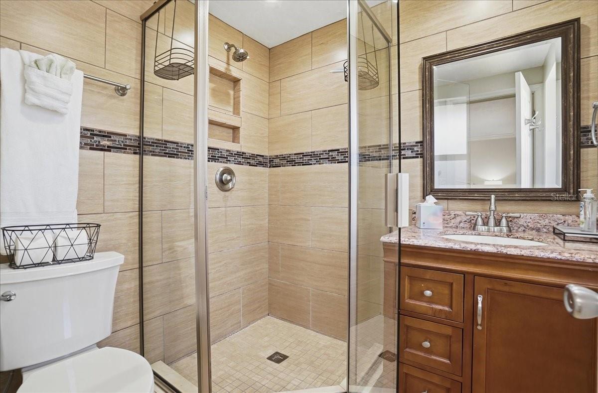 Image 31 of 73 For 1129 Riviera Street