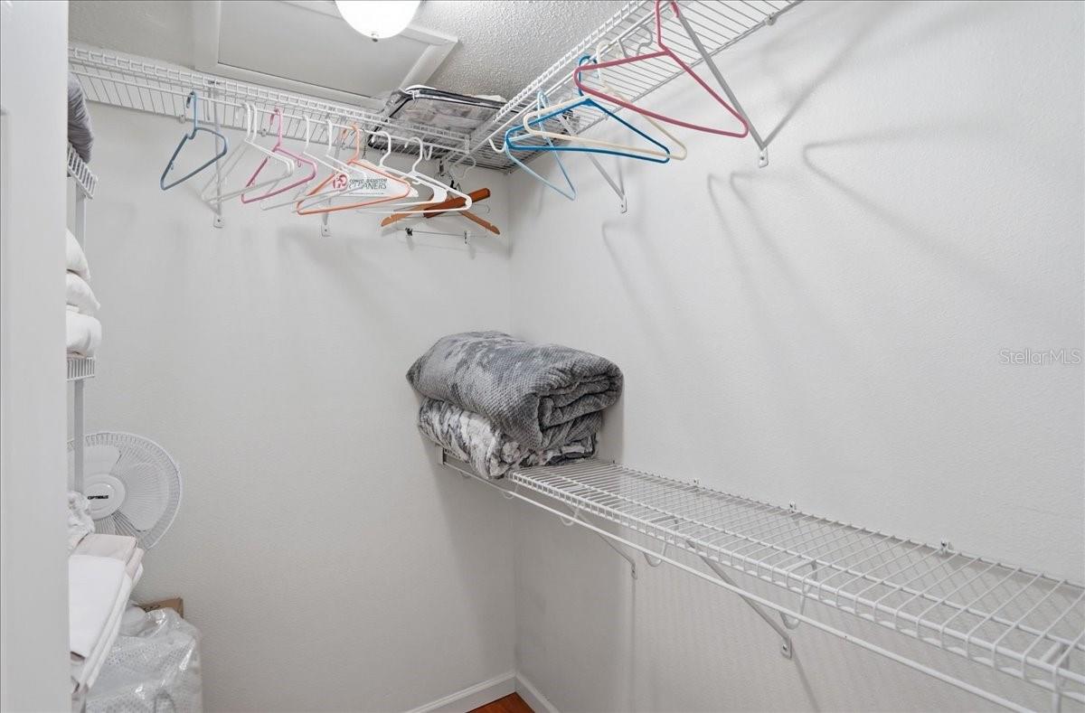 Image 32 of 73 For 1129 Riviera Street