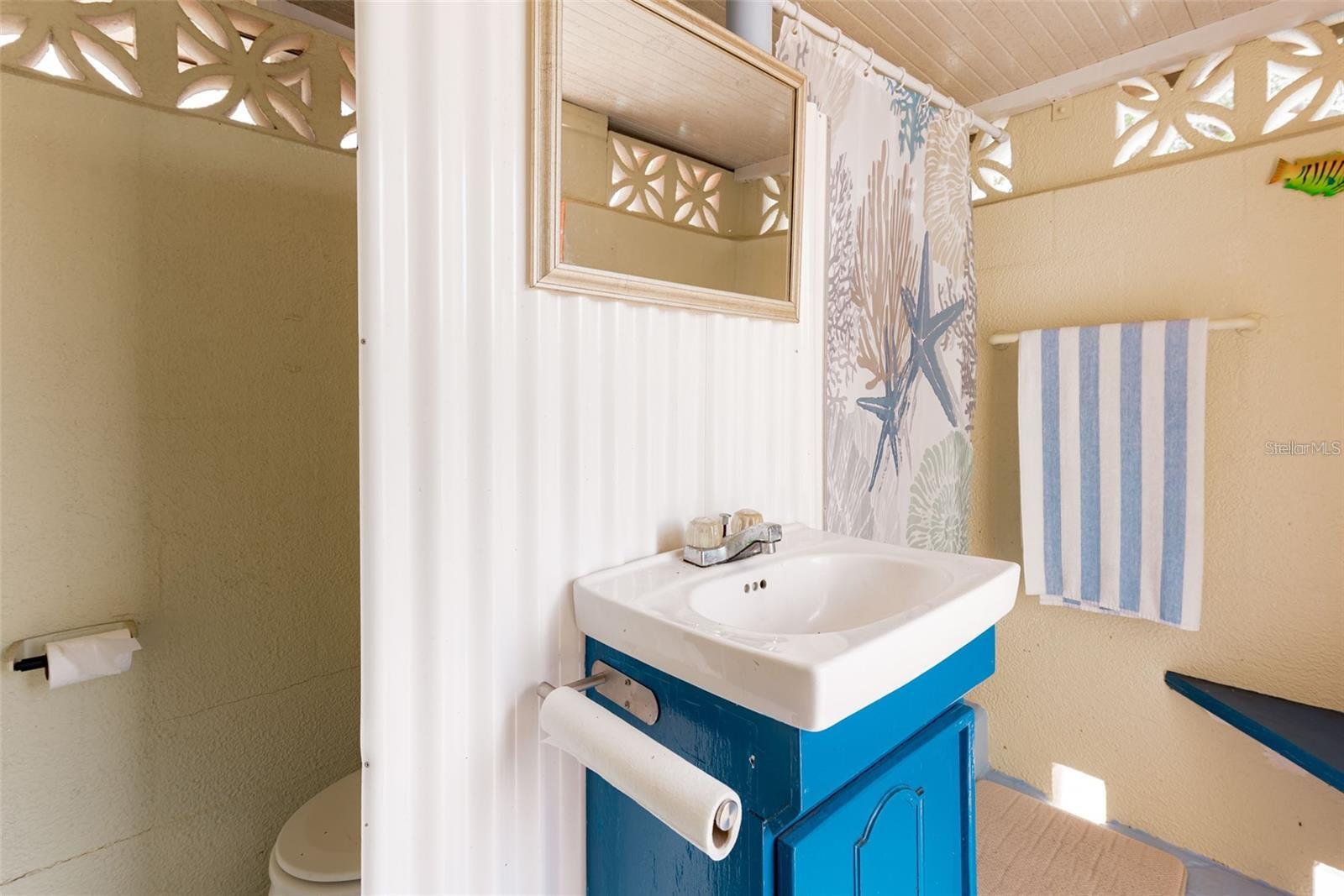 Image 38 of 73 For 1129 Riviera Street