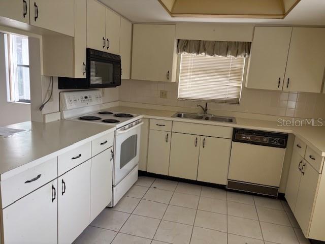 Image 3 of 15 For 4625 Oak Hill Terrace 31