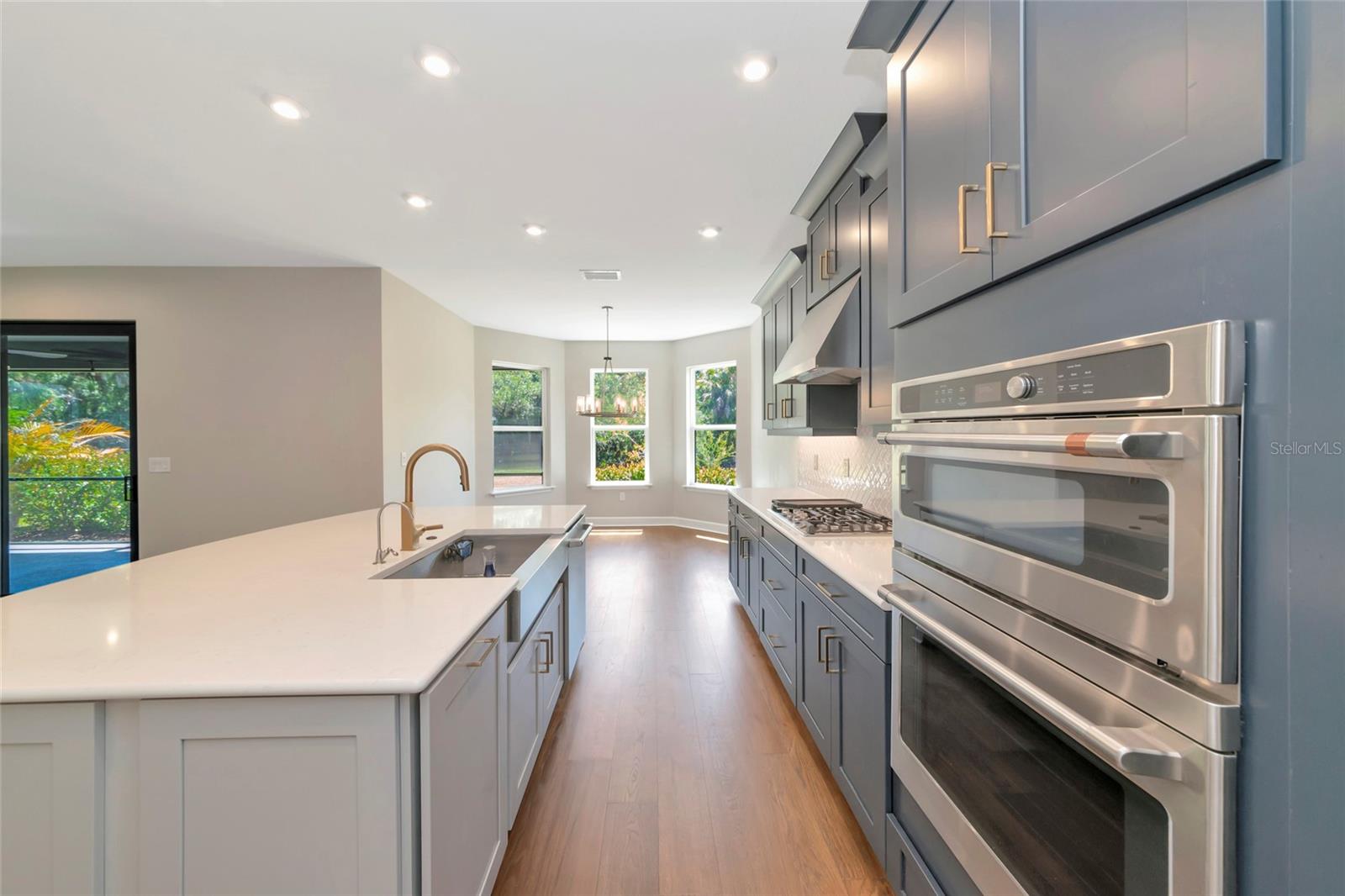 Image 11 of 93 For 10187 Milky Way Circle