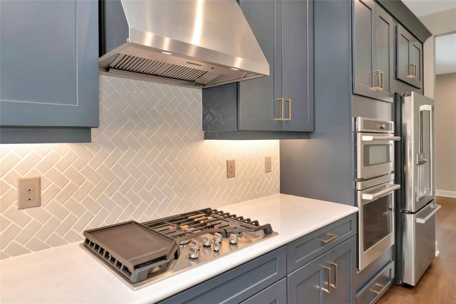 Image 15 of 93 For 10187 Milky Way Circle