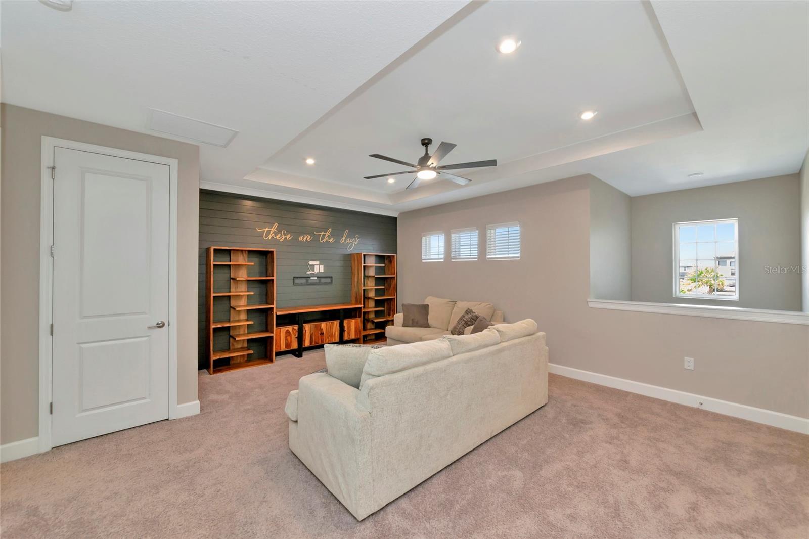 Image 27 of 93 For 10187 Milky Way Circle