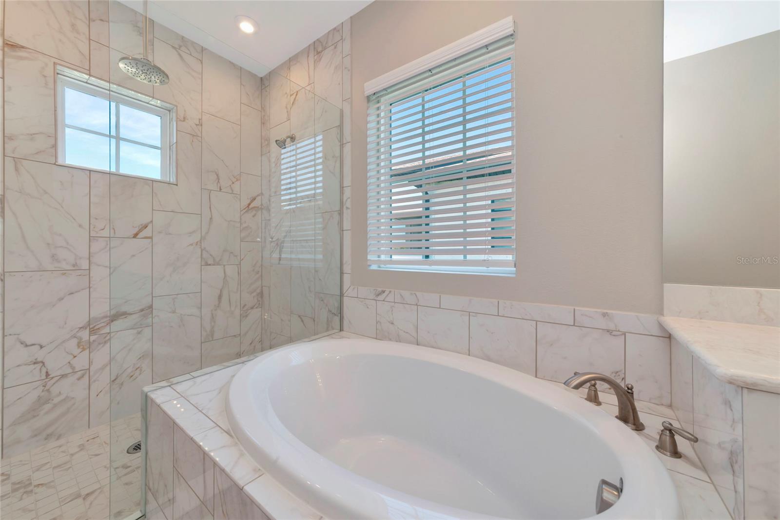 Image 37 of 93 For 10187 Milky Way Circle