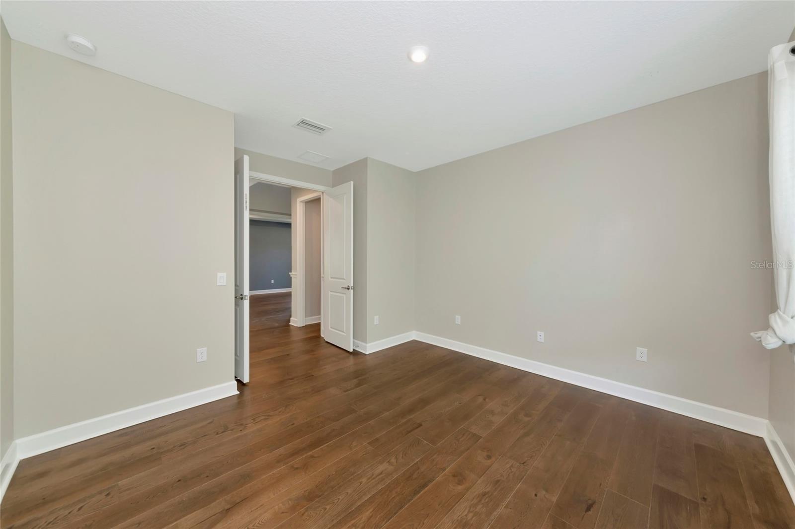 Image 7 of 93 For 10187 Milky Way Circle