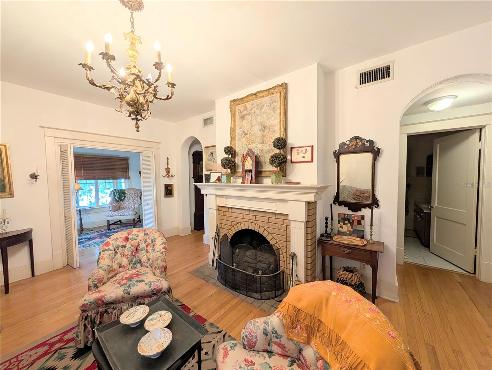 Image 10 of 19 For 1701 Siesta Drive