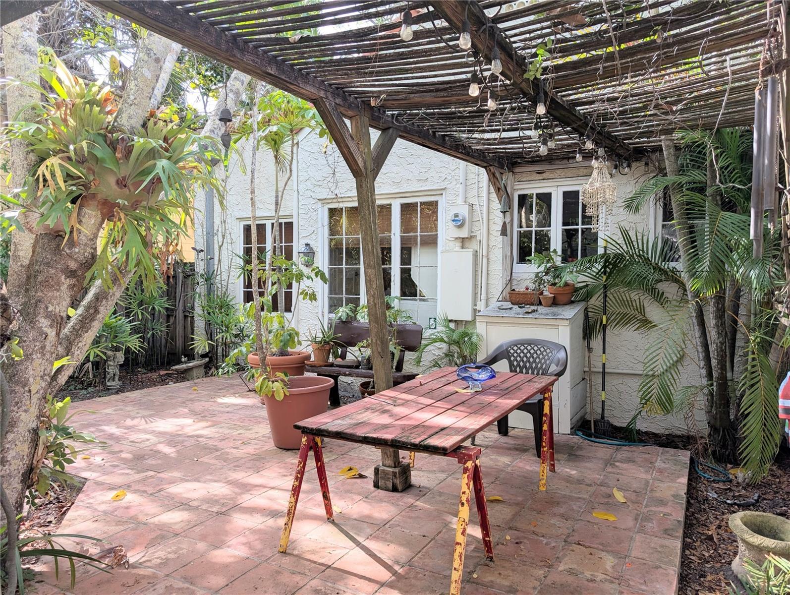 Image 3 of 19 For 1701 Siesta Drive