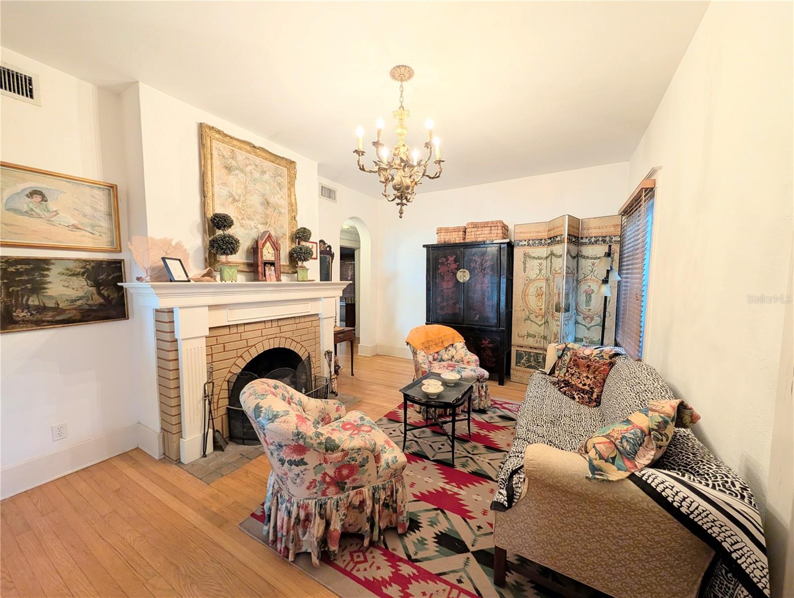 Image 8 of 19 For 1701 Siesta Drive