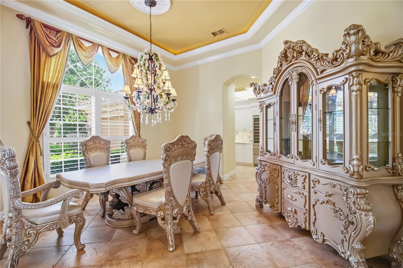 Listing photo id 11 for 10212 Discovery Terrace