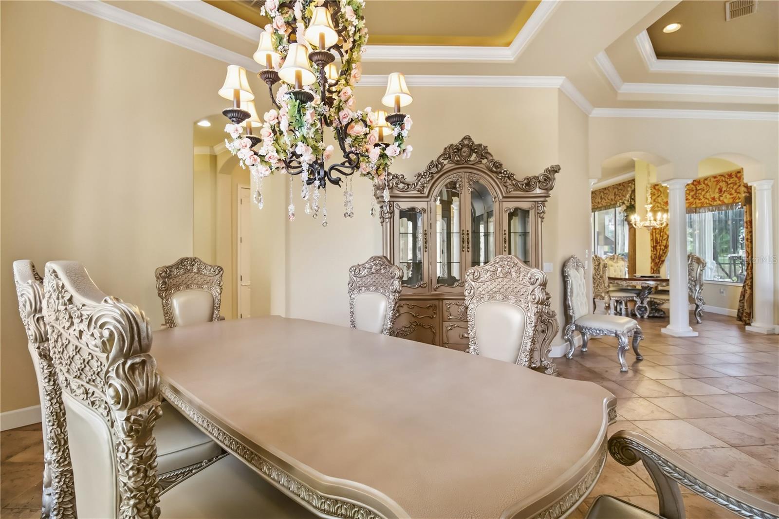 Listing photo id 12 for 10212 Discovery Terrace