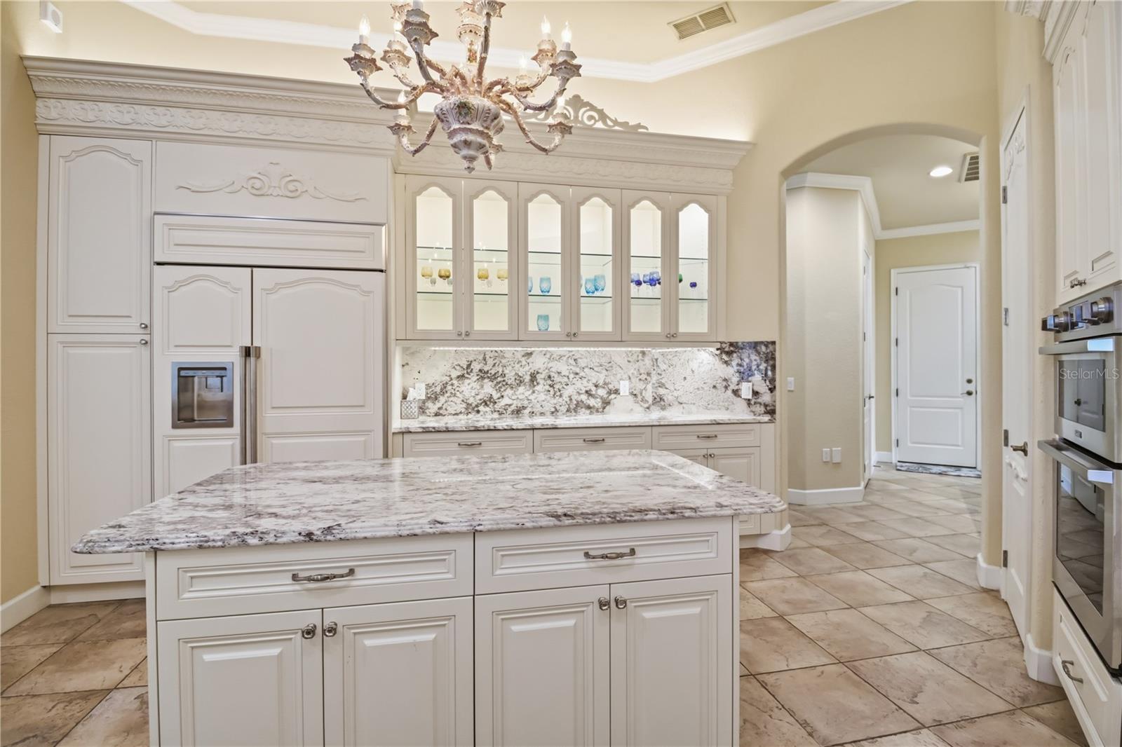 Listing photo id 14 for 10212 Discovery Terrace