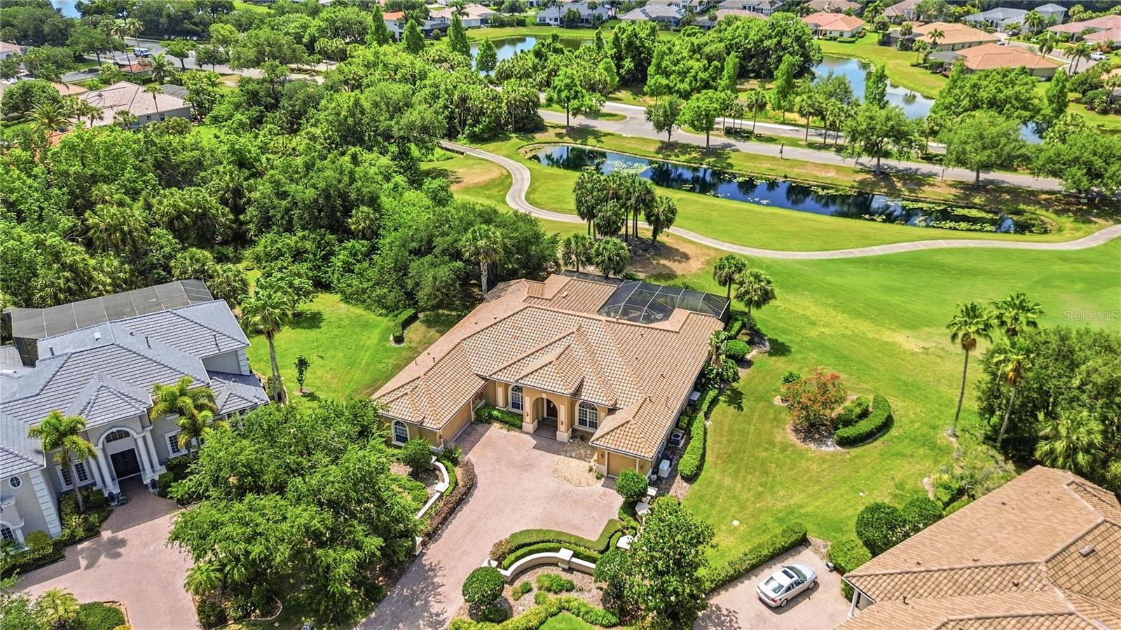 Listing photo id 0 for 10212 Discovery Terrace