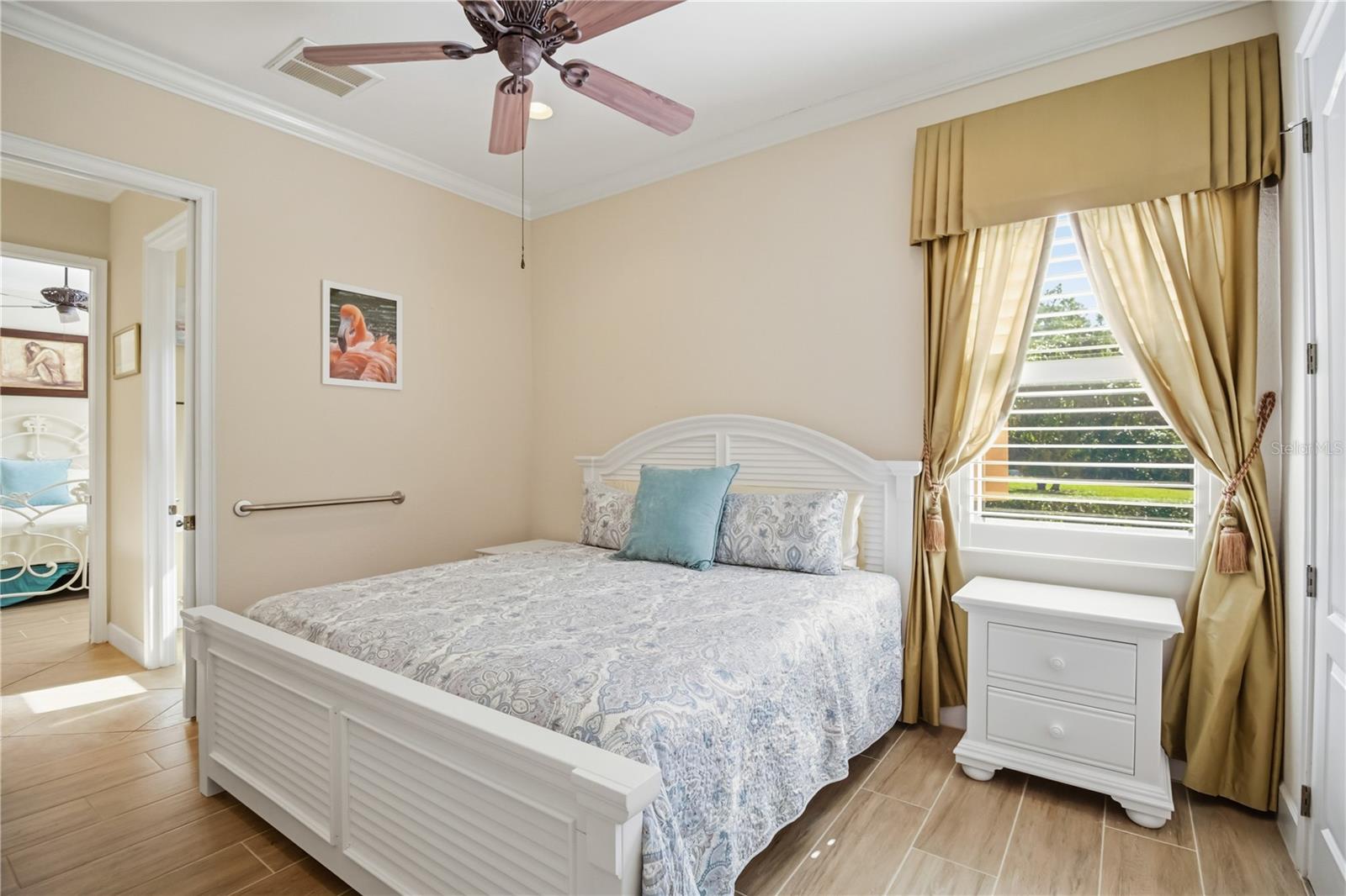 Listing photo id 39 for 10212 Discovery Terrace