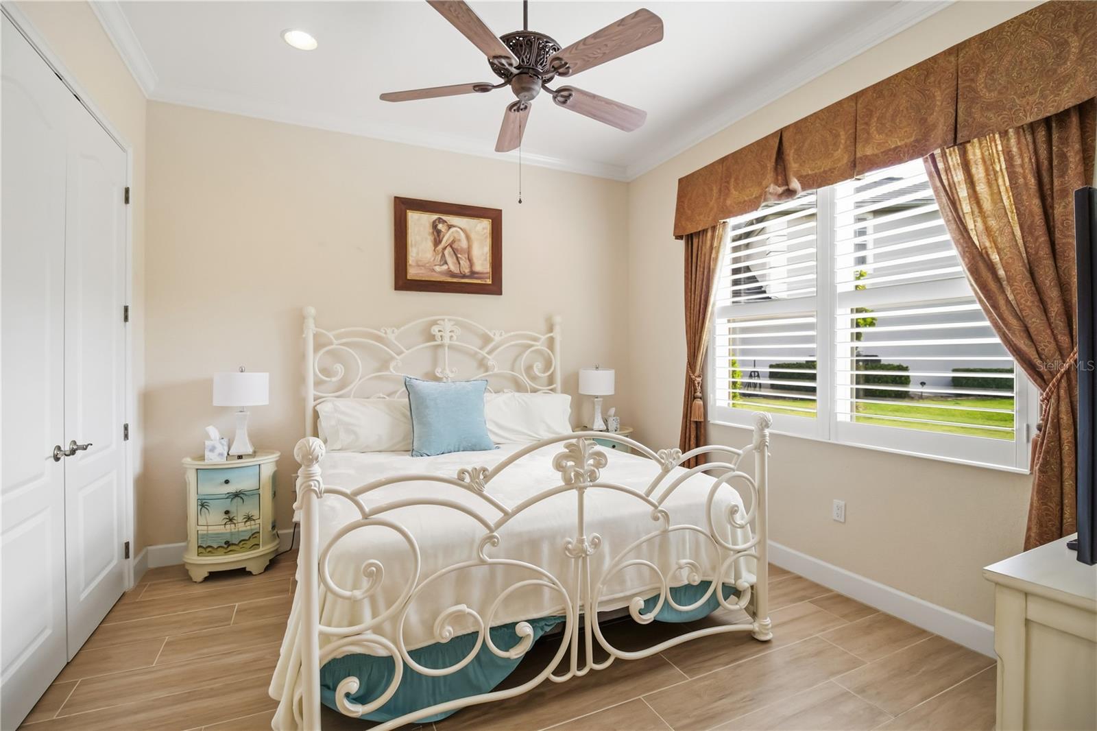 Listing photo id 40 for 10212 Discovery Terrace