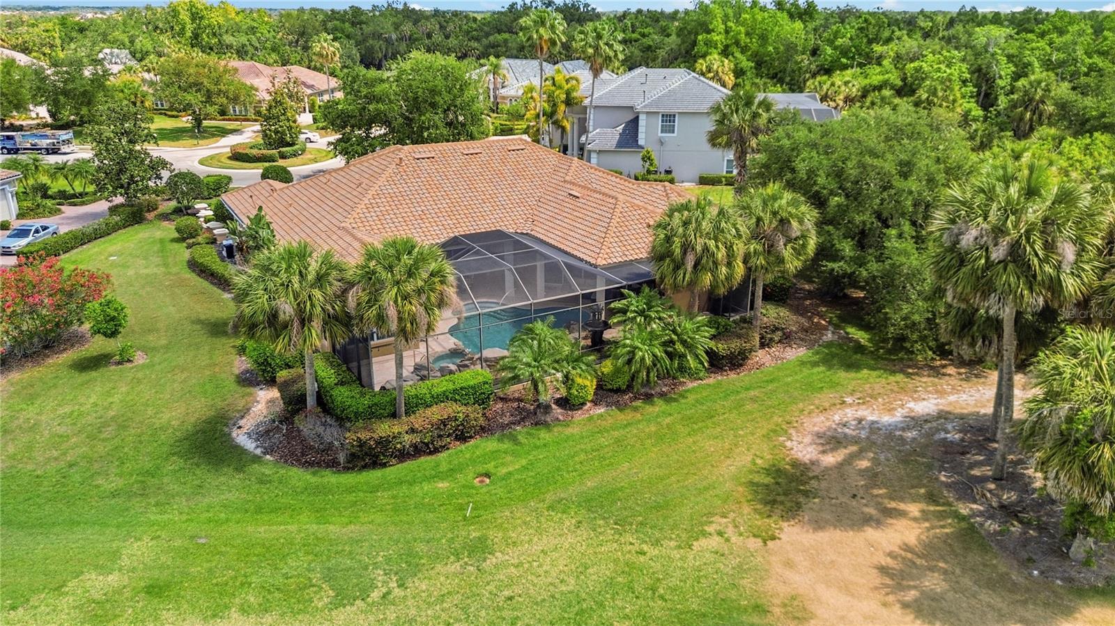 Listing photo id 72 for 10212 Discovery Terrace