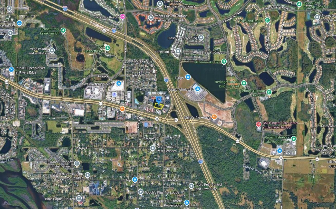 Image 3 of 9 For 647 67th Street Circle E