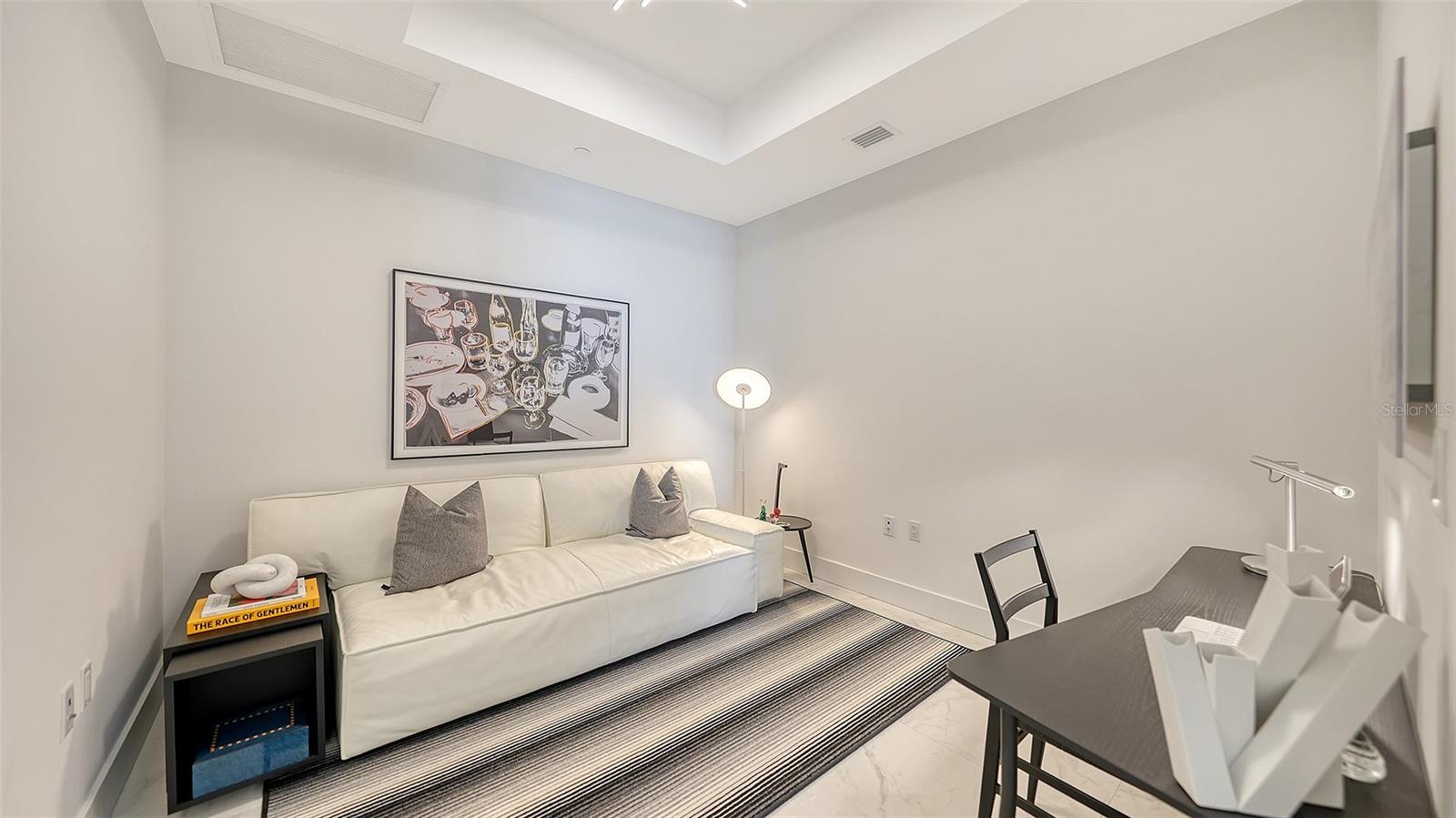 Image 10 of 38 For 111 Pineapple Avenue 1013