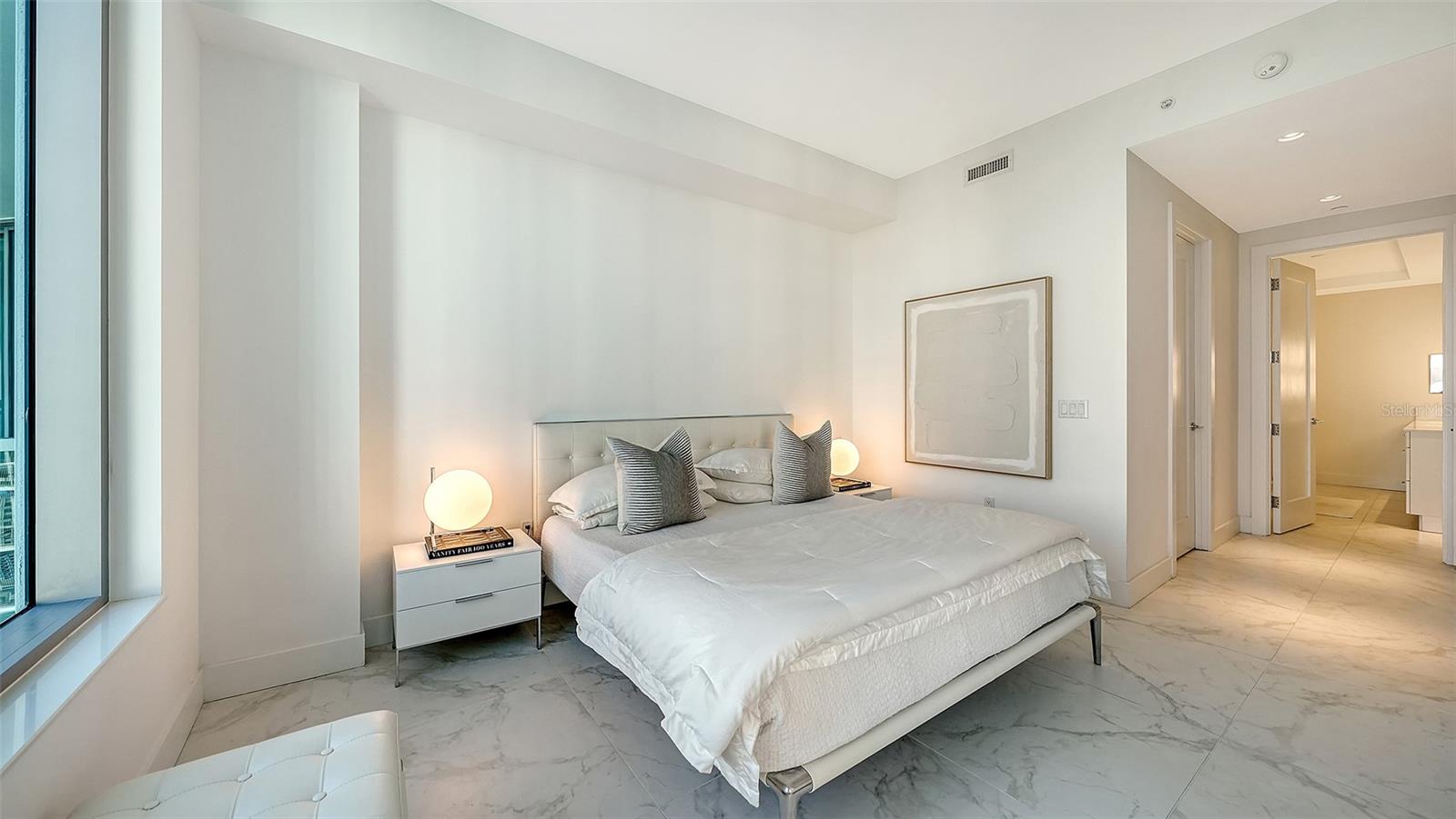 Image 14 of 38 For 111 Pineapple Avenue 1013