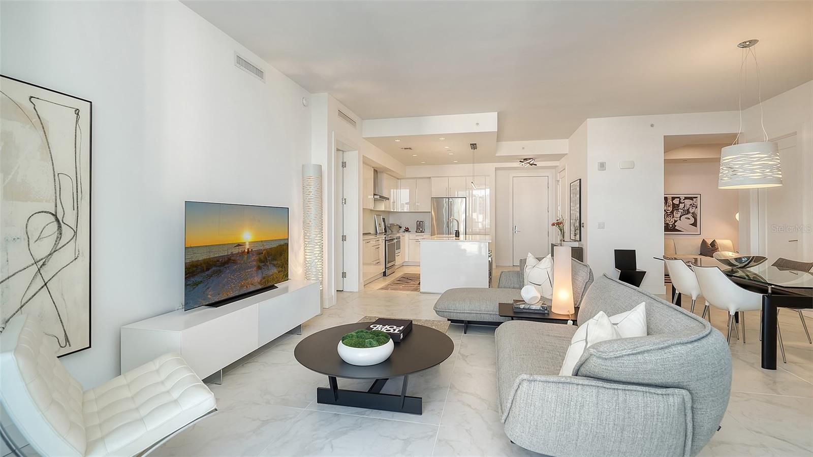 Image 9 of 38 For 111 Pineapple Avenue 1013