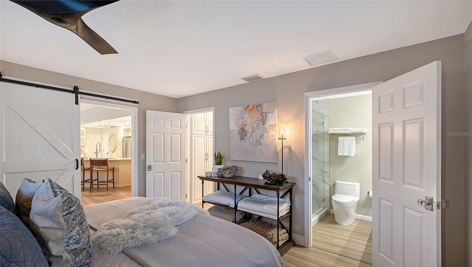 Image 36 of 76 For 7137 Westmoreland Drive