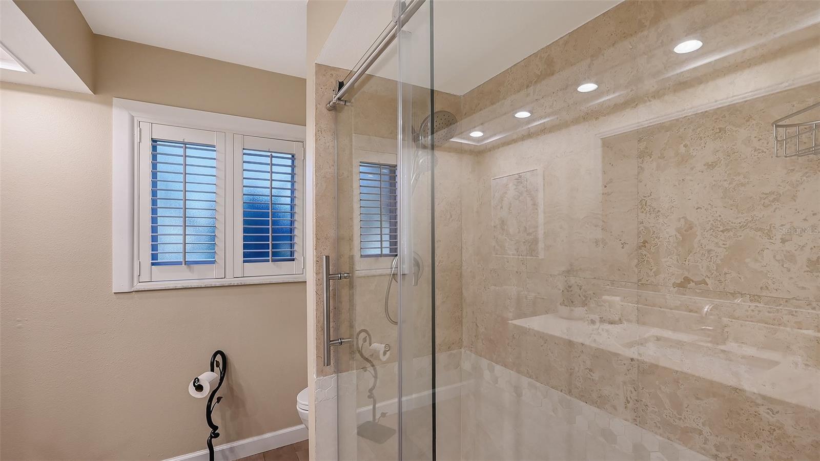 Image 45 of 76 For 7137 Westmoreland Drive