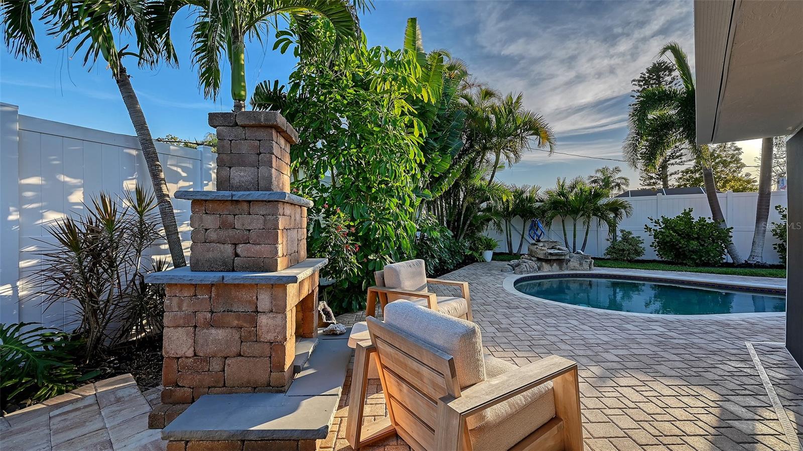 Image 52 of 76 For 7137 Westmoreland Drive