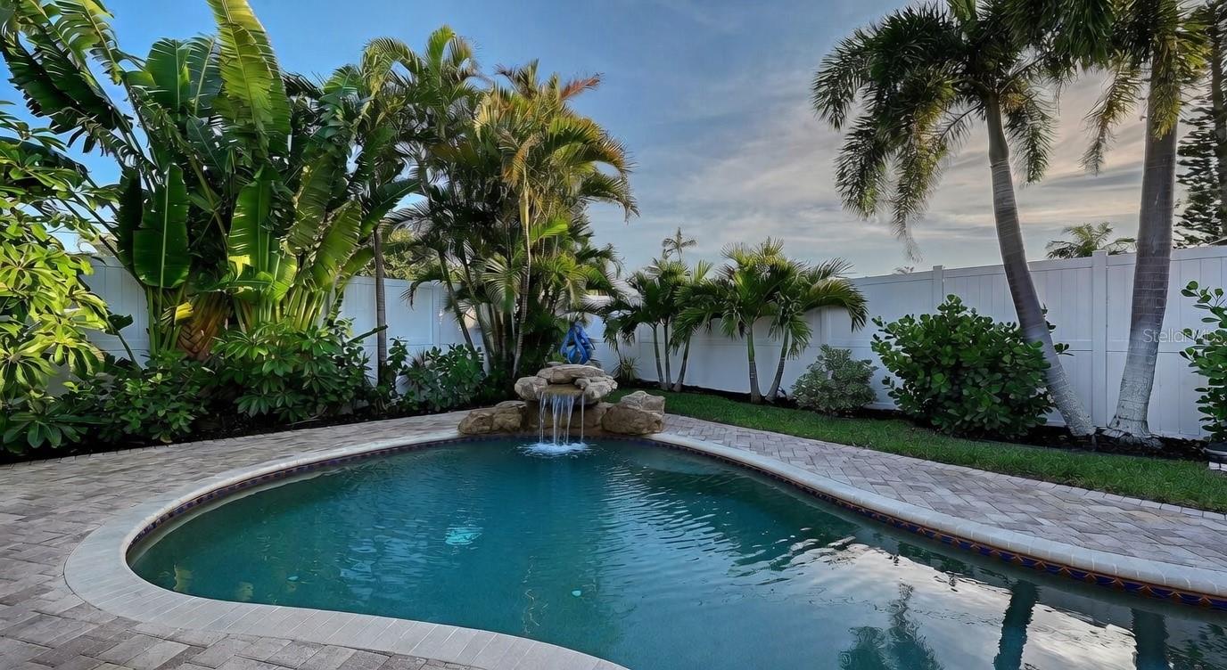 Image 62 of 76 For 7137 Westmoreland Drive