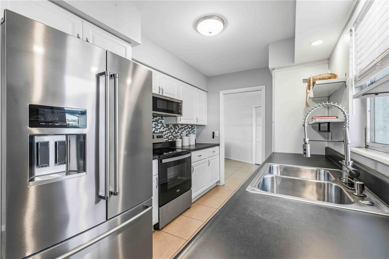 Image 18 of 49 For 530 Saint Andrews Drive