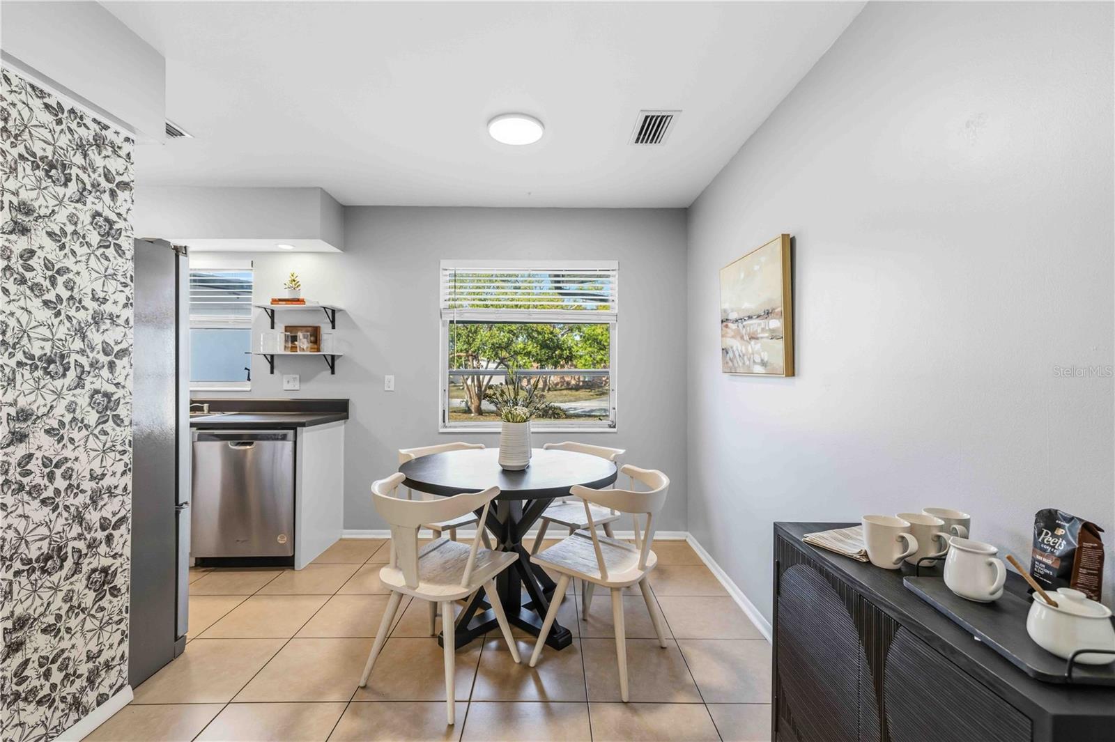 Image 21 of 49 For 530 Saint Andrews Drive