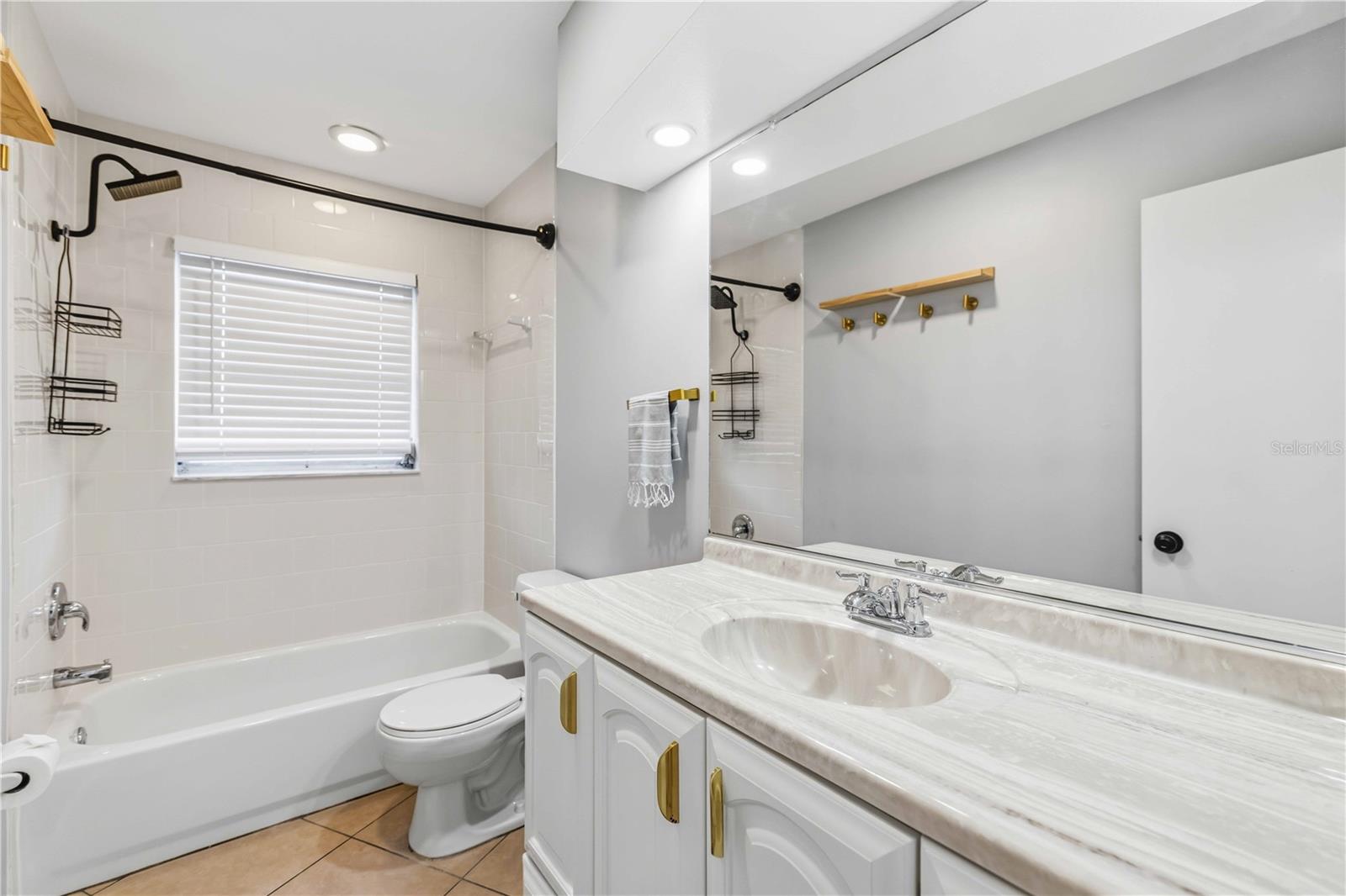 Image 27 of 49 For 530 Saint Andrews Drive