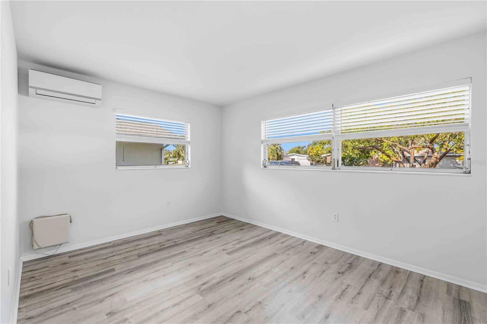 Image 28 of 49 For 530 Saint Andrews Drive