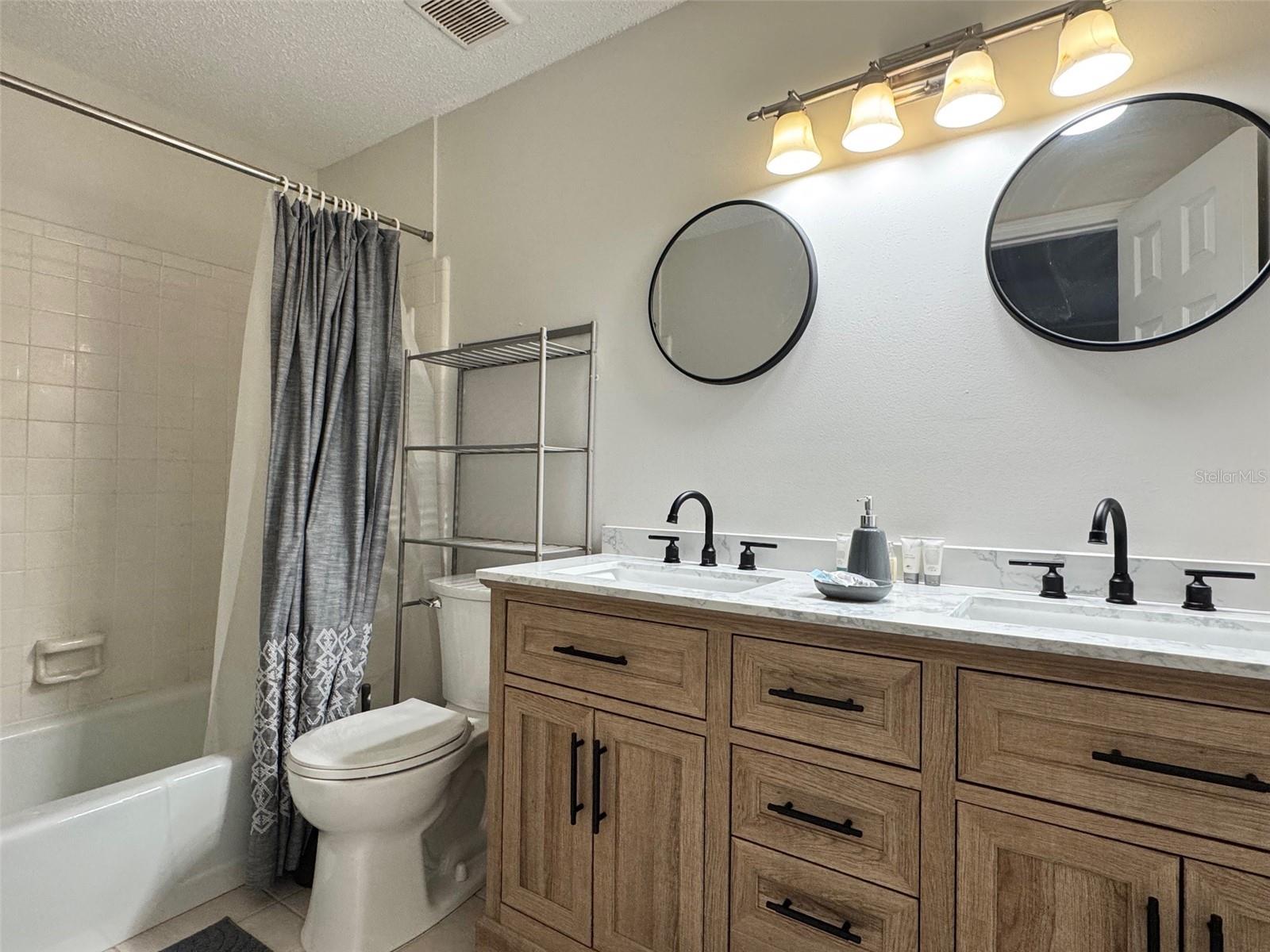 Image 9 of 12 For 3255 Ramblewood Place