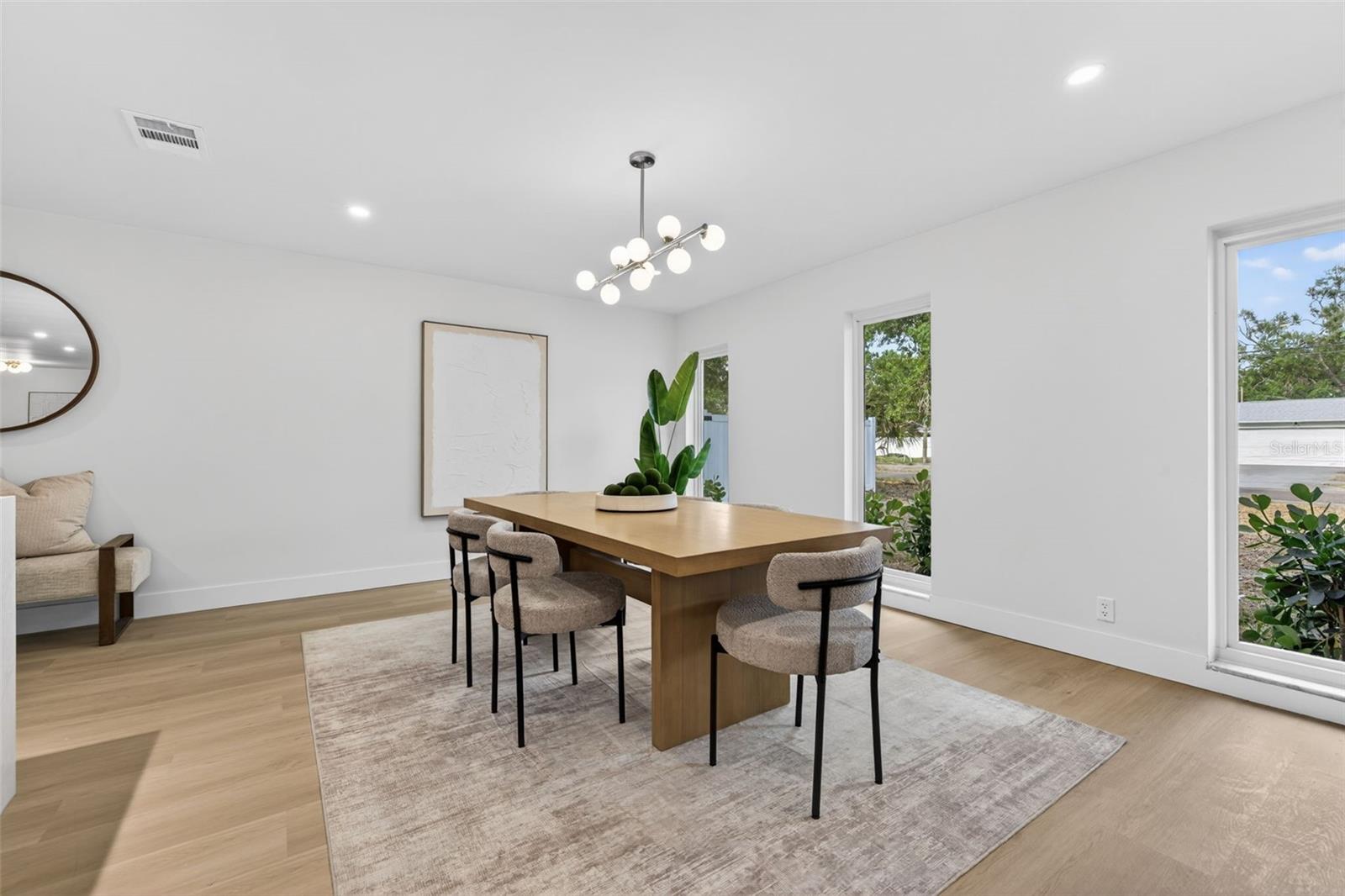 Image 13 of 36 For 6649 Pinellas Point Drive S