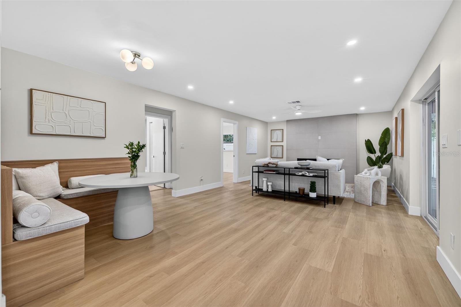 Image 14 of 36 For 6649 Pinellas Point Drive S