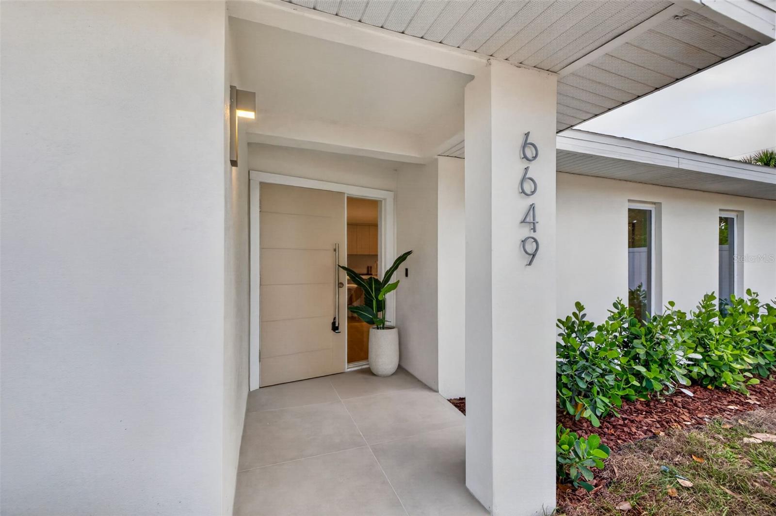 Image 2 of 36 For 6649 Pinellas Point Drive S