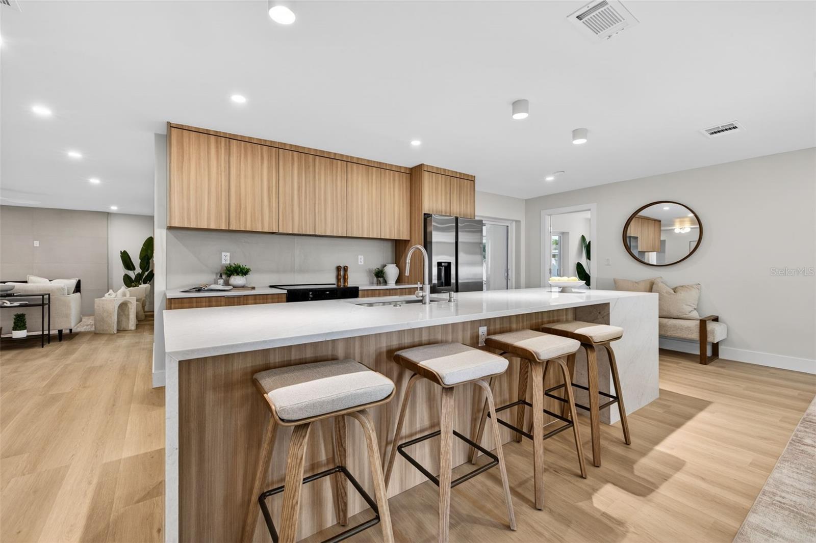 Image 3 of 36 For 6649 Pinellas Point Drive S