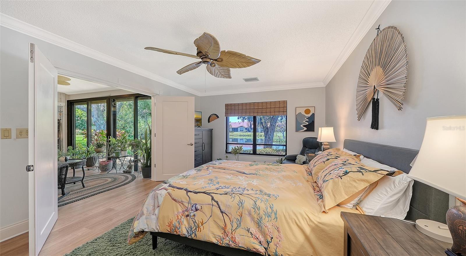 Image 18 of 58 For 6048 Wilshire Boulevard 2