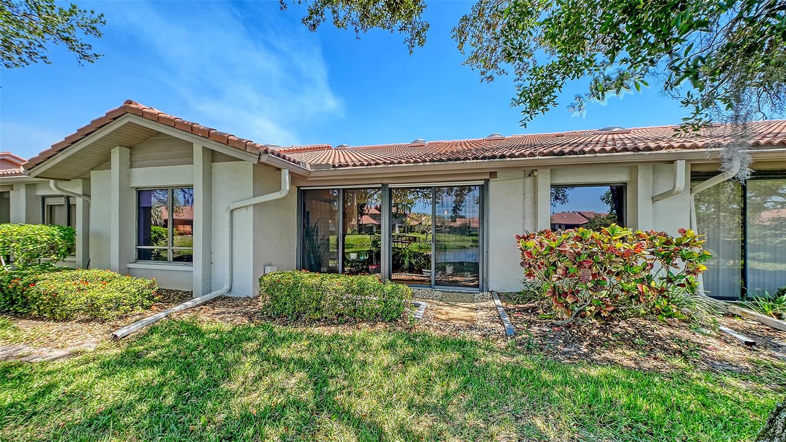 Image 32 of 58 For 6048 Wilshire Boulevard 2